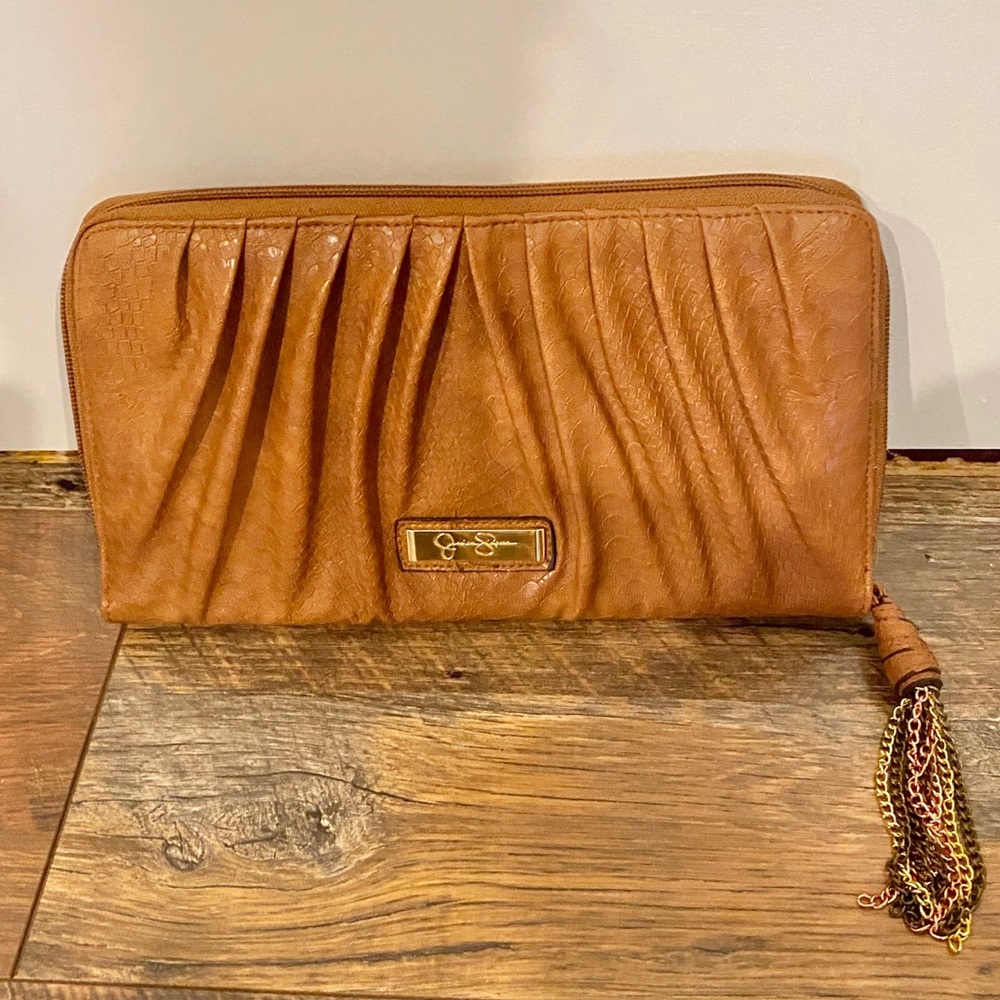 JESSICA SIMPSON Beautiful Brown Clutch Purse